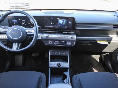 Used 2025 Hyundai Kona SEL image 14