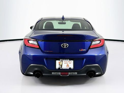 Used 2023 Toyota GR86 w/ ALL Weather Mat Package (TMS) RWD image 8