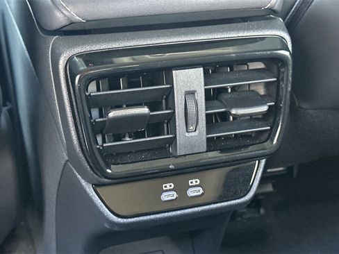 Used 2025 Lexus RZ 300e image 15