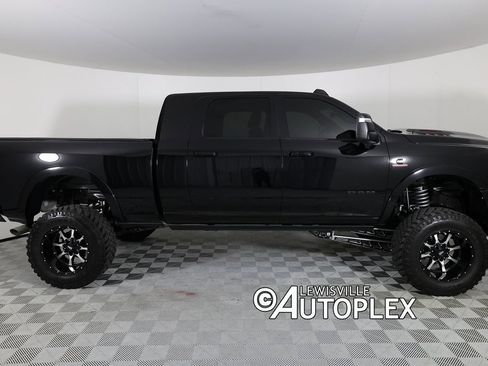 Used 2024 RAM 2500 Limited image 4