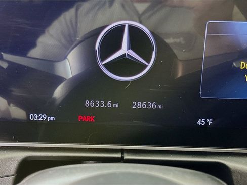 Used 2023 Mercedes-Benz C 300 C 300 image 13