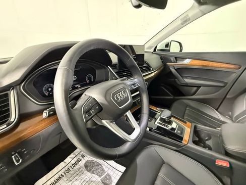 Used 2023 Audi Q5 2.0T Premium Plus w/ Premium Plus Package image 8