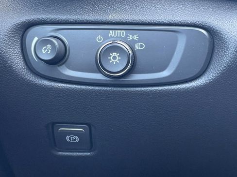 New 2026 Chevrolet Blazer LT w/ Convenience Package image 32