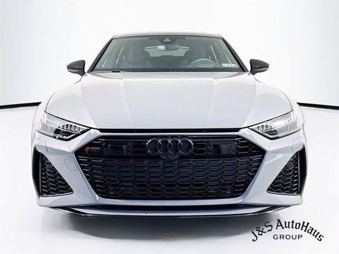 Used 2023 Audi RS 7 Sportback image 2