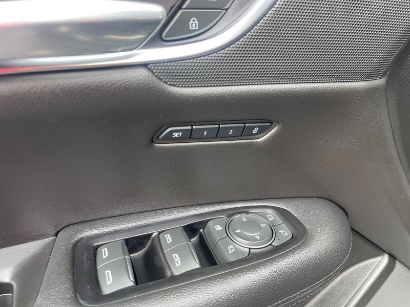 Used 2019 Cadillac XT5 Premium Luxury AWD/4WD image 23