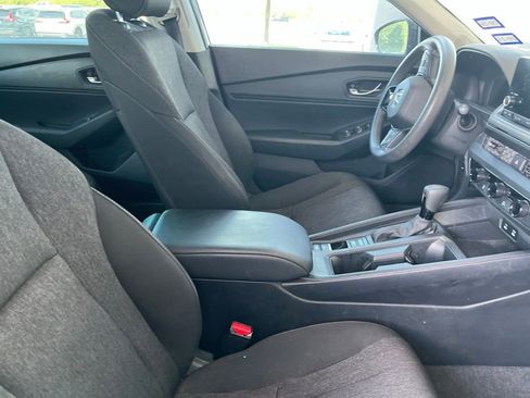 Used 2023 Honda Accord EX image 4