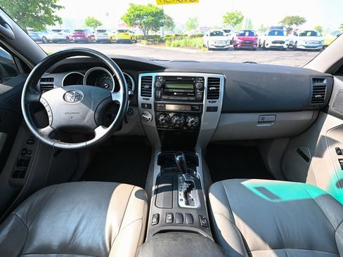 Used 2007 Toyota 4Runner Limited AWD/4WD image 29