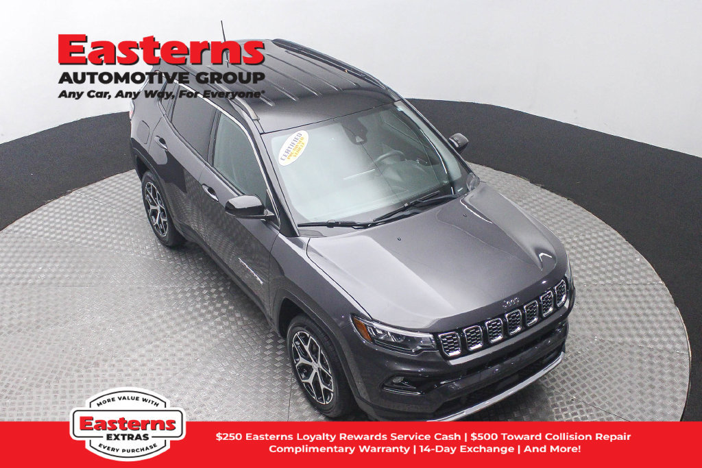 Used 2024 Jeep Compass Limited AWD/4WD image 4