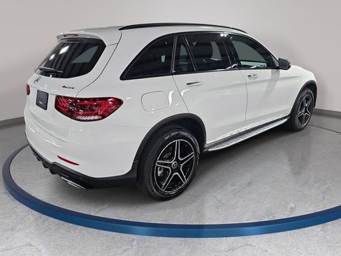 Used 2022 Mercedes-Benz GLC 300 4MATIC image 6