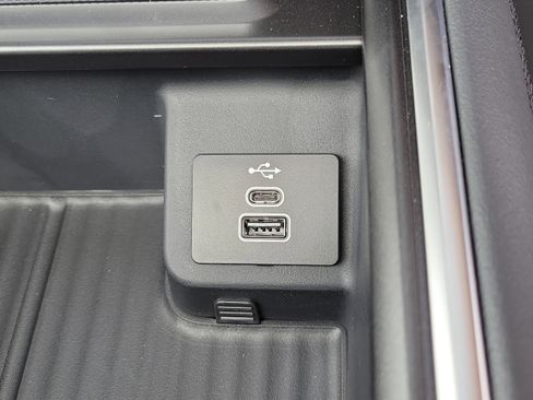 New 2026 Ford Expedition Tremor image 43