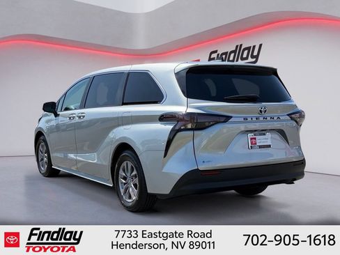 Certified 2025 Toyota Sienna LE FWD image 2