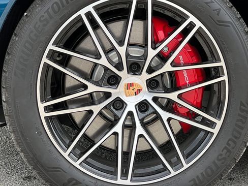 Certified 2026 Porsche Cayenne S AWD/4WD image 13
