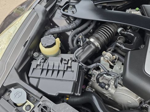 Used 2010 Nissan 370Z Touring w/ Sport Pkg RWD image 42