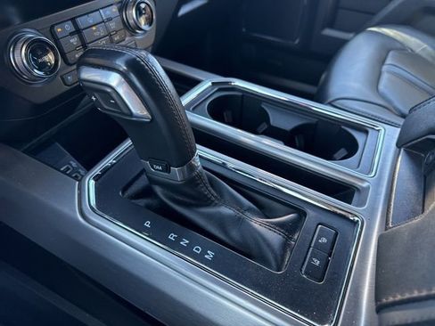 Used 2020 Ford F150 Platinum w/ Equipment Group 701A Luxury image 33