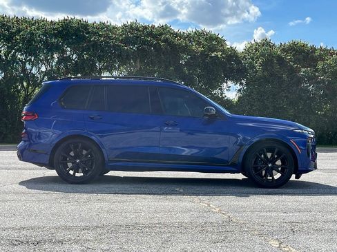 Used 2025 BMW X7 M60i AWD/4WD image 8