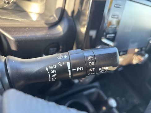 Used 2024 Toyota 4Runner TRD Off-Road image 23