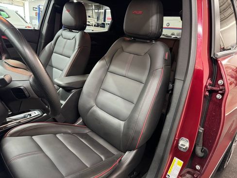 Used 2024 Chevrolet TrailBlazer RS AWD/4WD image 19