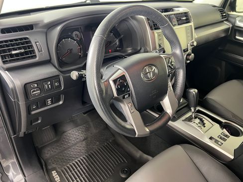Used 2020 Toyota 4Runner SR5 Premium AWD/4WD image 16