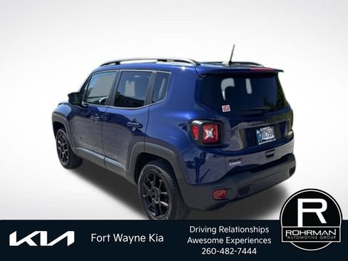 Used 2020 Jeep Renegade Altitude AWD/4WD image 3
