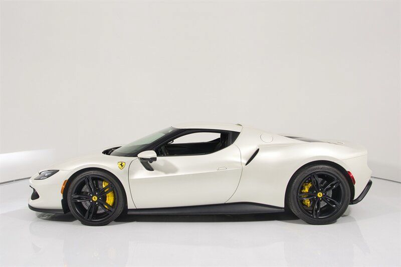 Used 2023 Ferrari 296 GTB RWD image 5
