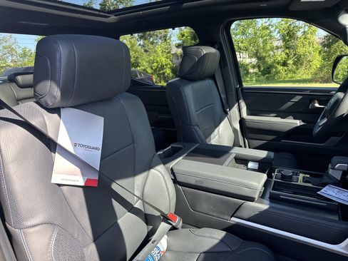 New 2026 Toyota Tundra Platinum AWD/4WD image 38