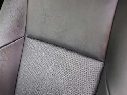 New 2026 Land Rover Range Rover Velar Dynamic SE image 24