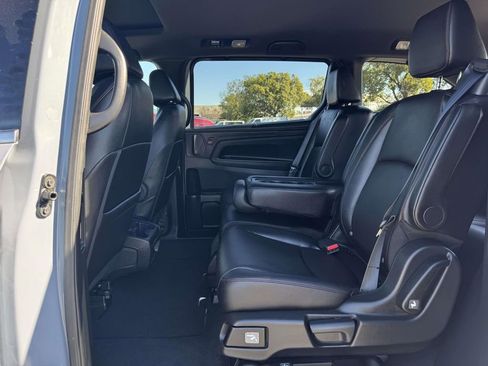 Used 2023 Honda Odyssey Sport image 21