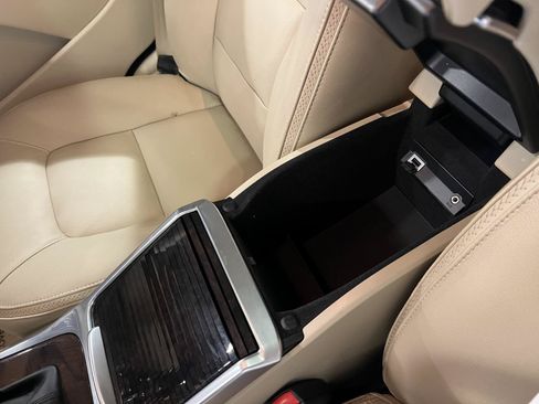 Used 2016 Volvo XC70 T5 Premier w/ Proximity Package AWD/4WD image 22