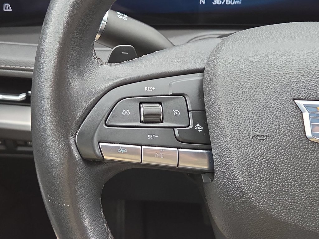 Used 2025 Cadillac XT4 Premium Luxury AWD/4WD image 18