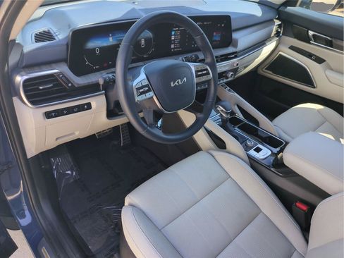 Used 2024 Kia Telluride SX AWD/4WD image 17
