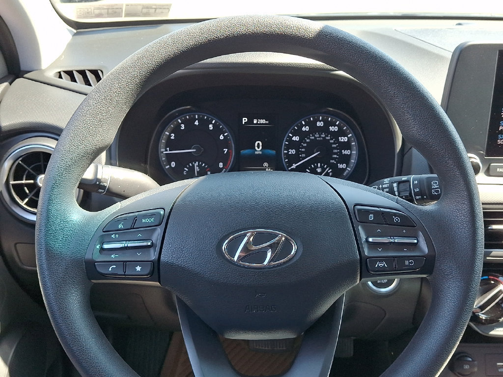 Used 2023 Hyundai Kona SEL AWD/4WD image 19