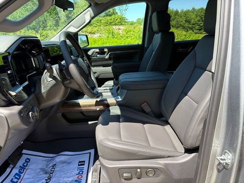 New 2026 Chevrolet Silverado 1500 LT Trail Boss w/ LT Trail Boss Premium Package AWD/4WD image 15