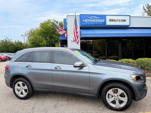 Used 2016 Mercedes-Benz GLC 300 4MATIC w/ Multimedia Package image 26