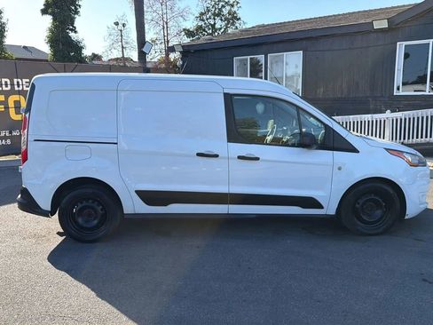 Used 2021 Ford Transit Connect XLT w/ Trailer Tow Package FWD image 9