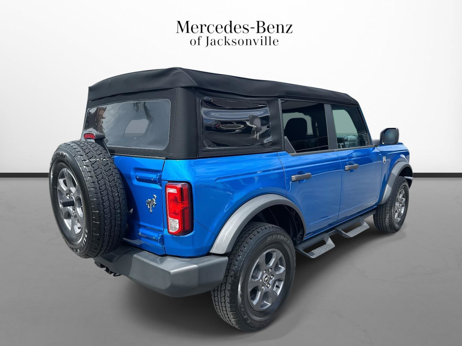Used 2024 Ford Bronco Big Bend AWD/4WD image 3