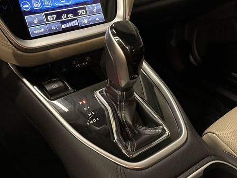 Used 2020 Subaru Outback Limited image 30