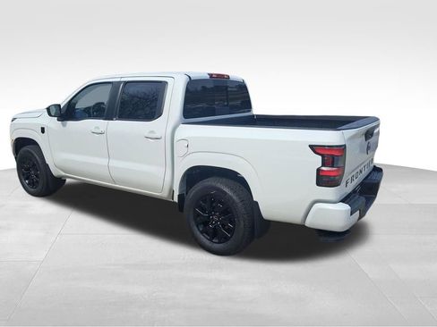 New 2026 Nissan Frontier SV w/ Tow Package AWD/4WD image 3