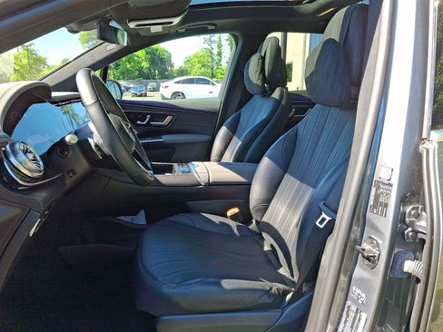 Certified 2023 Mercedes-Benz EQS 580 4MATIC SUV image 10