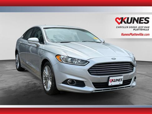 Used 2015 Ford Fusion SE w/ Equipment Group 202A FWD image 1