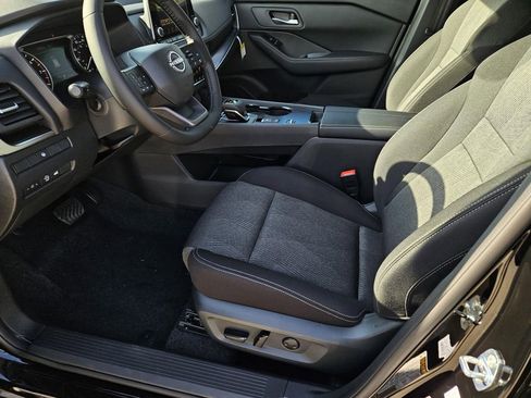 New 2026 Nissan Rogue SV image 14