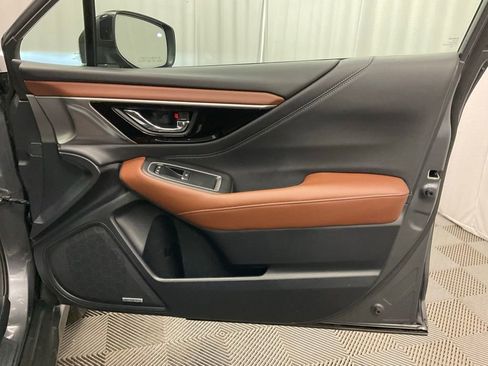Used 2022 Subaru Outback Touring image 27