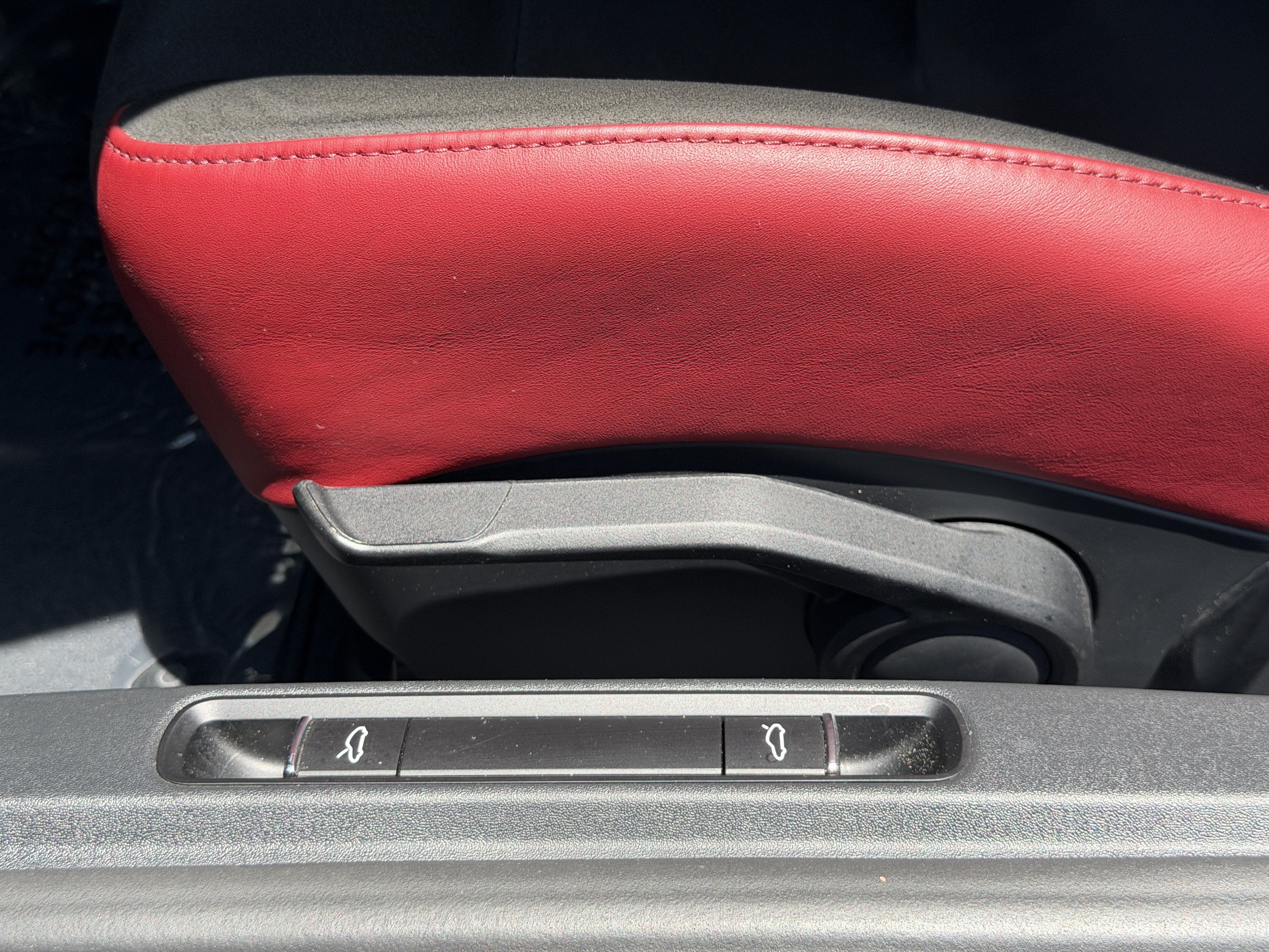 Certified 2022 Porsche 718 Boxster Spyder RWD image 21