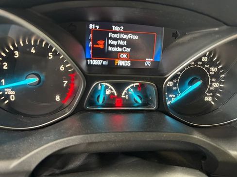 Used 2017 Ford Escape Titanium FWD image 2