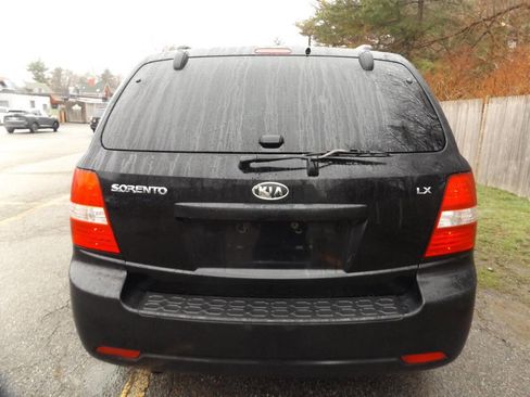 Used 2009 Kia Sorento LX AWD/4WD image 2