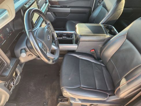 Used 2024 Ford F350 Lariat w/ FX4 Off-Road Package image 16