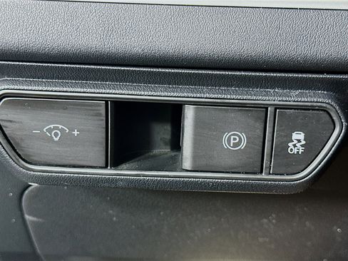 Used 2025 Kia K4 LXS image 17