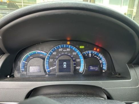 Used 2013 Toyota Camry XLE image 4