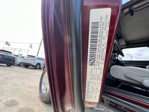 Used 2007 Jeep Wrangler X image 11