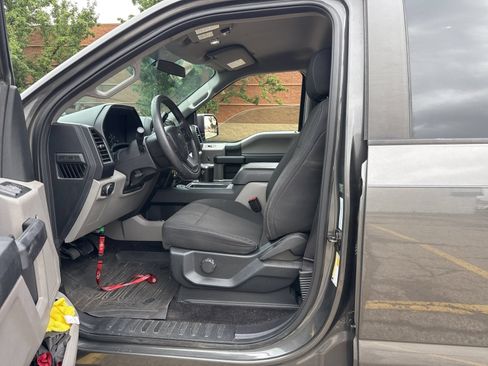 Used 2017 Ford F150 XL w/ Equipment Group 101A Mid AWD/4WD image 2
