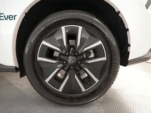 Used 2026 Toyota bZ FWD image 9